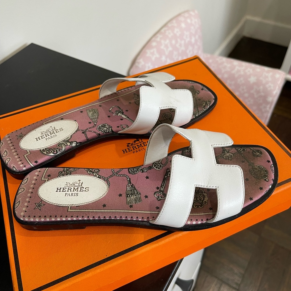 Hermes Oran Sandals View 3